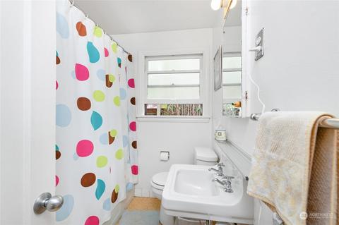 1419 E Olive St, Seattle, WA 98122 photo 25