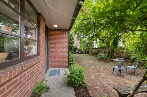 1419 E Olive St, Seattle, WA 98122 photo 7