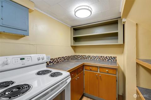 1419 E Olive St, Seattle, WA 98122 photo 10