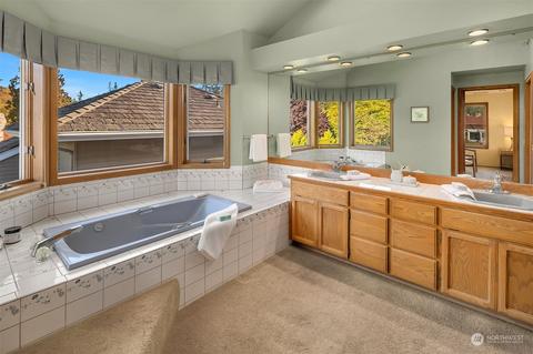 633 Elm Pl, Edmonds, WA 98020 photo 11