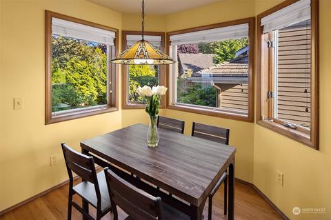 633 Elm Pl, Edmonds, WA 98020 photo 4