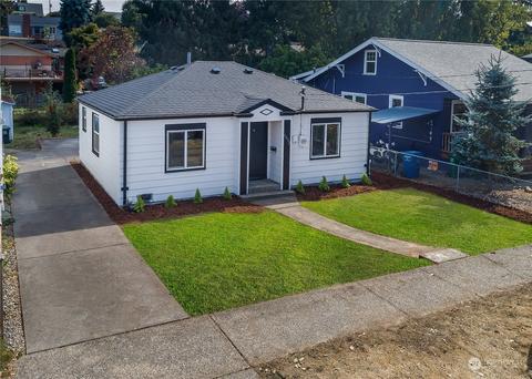 9032 15th Ave SW, Seattle, WA 98106 photo 2