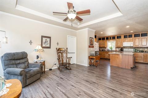 146 Florence Pl, Winlock, WA 98596 photo 8