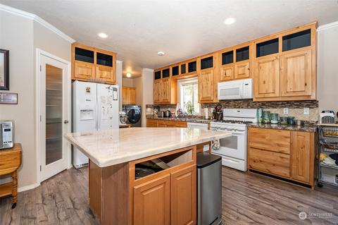 146 Florence Pl, Winlock, WA 98596 photo 9