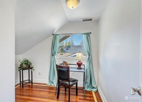 2210 Mcdougall Ave, Everett, WA 98201 photo 16