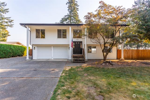 8606 Lynnwood Dr, Lynden, WA 98264