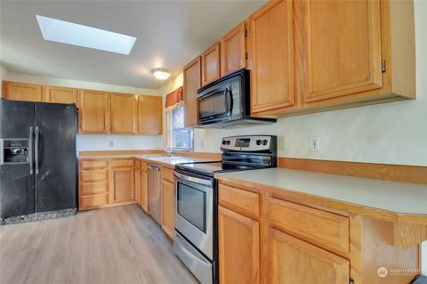 423 Jewell St, Enumclaw, WA 98022 photo 6