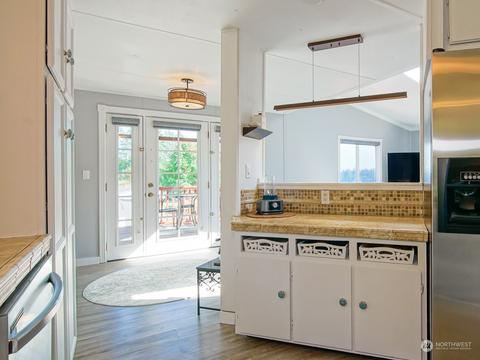 100 E Sea Breeze Dr, Grapeview, WA 98546 photo 11