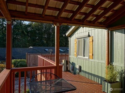 100 E Sea Breeze Dr, Grapeview, WA 98546 photo 4