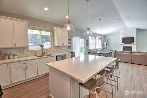 701 S Tipsoo Loop, Rainier, WA 98576 photo 10