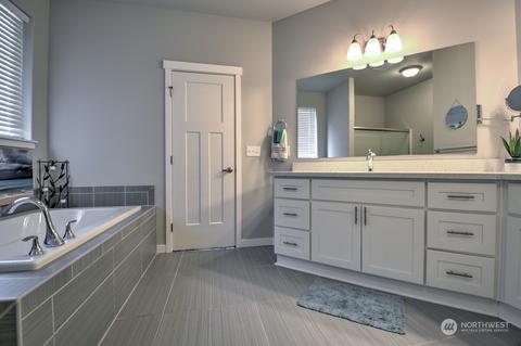 701 S Tipsoo Loop, Rainier, WA 98576 photo 19