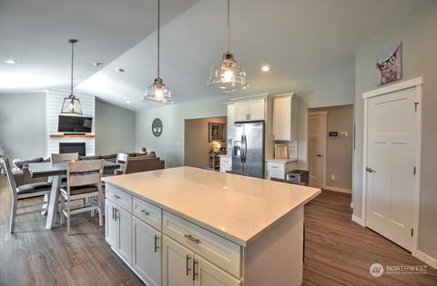 701 S Tipsoo Loop, Rainier, WA 98576 photo 11
