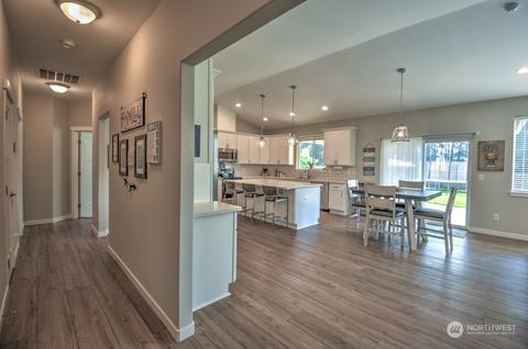 701 S Tipsoo Loop, Rainier, WA 98576 photo 6