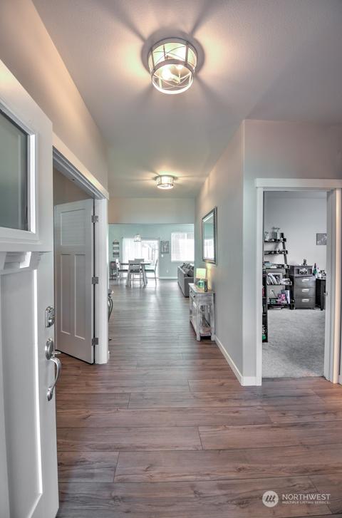 701 S Tipsoo Loop, Rainier, WA 98576 photo 5