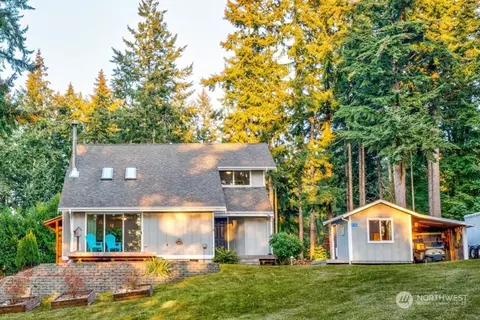 83 B Port Gardner Dr, Everett, WA 98206