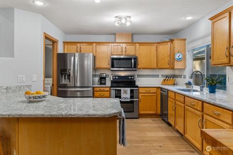 1250 Devon Loop NE, Olympia, WA 98506 photo 10