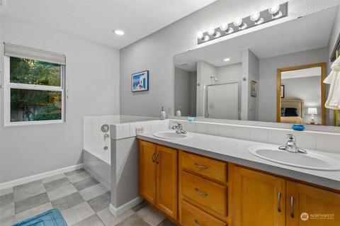 1250 Devon Loop NE, Olympia, WA 98506 photo 20