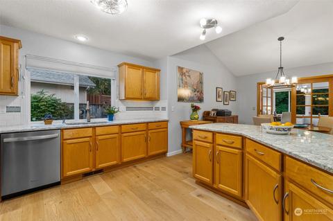 1250 Devon Loop NE, Olympia, WA 98506 photo 11
