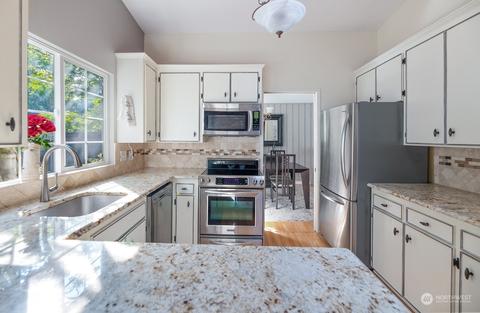 11909 NE 159th St, Bothell, WA 98011 photo 8
