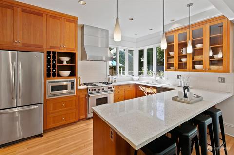 1237 18th Ave E, Seattle, WA 98112 photo 13