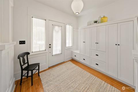 1237 18th Ave E, Seattle, WA 98112 photo 5