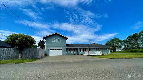 202 Myrtle, Cosmopolis, WA 98537