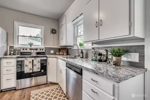 1310 Ballew Ave, Everett, WA 98203 photo 17