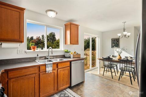 2394 Gordon Dr, Ferndale, WA 98248 photo 14