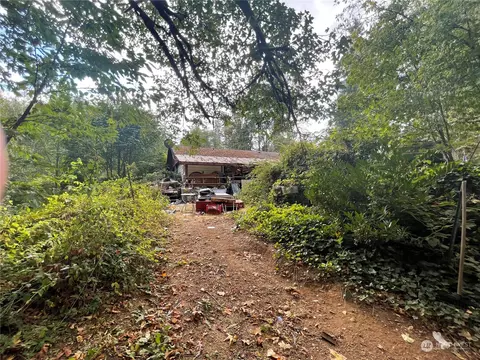 8201 W Shelton Matlock Rd, Shelton, WA 98584