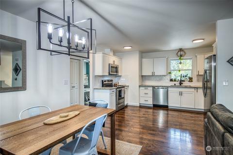 171 E Cedar St, Belfair, WA 98528 photo 8