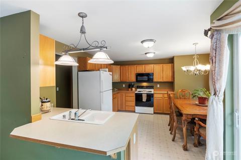 408 Eldredge Ave NW, Orting, WA 98360 photo 9