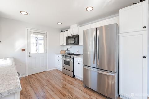 204 Seattle St E, Rainier, WA 98576 photo 20
