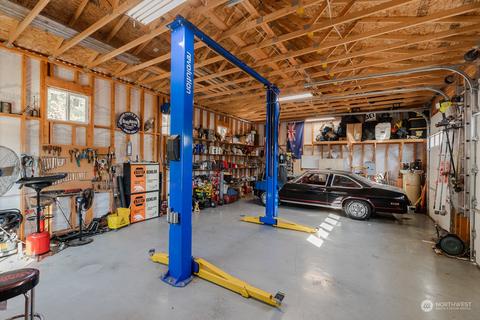 204 Seattle St E, Rainier, WA 98576 photo 9