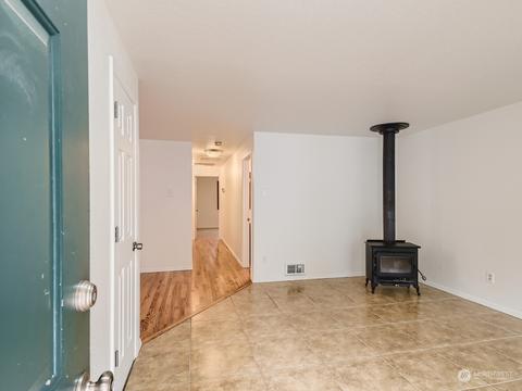 1408 51st Pl SW, Everett, WA 98203 photo 4
