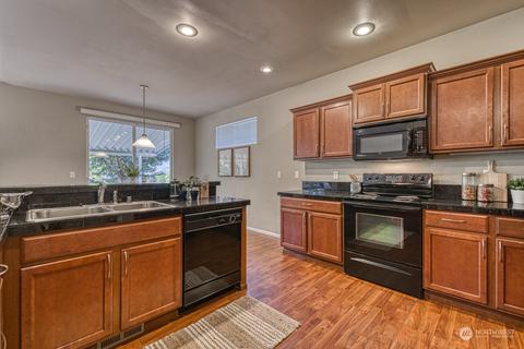 1922 198th St E, Spanaway, WA 98387 photo 9