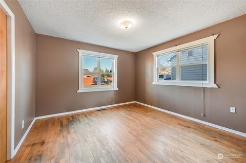 2346 Initial Ave, Enumclaw, WA 98022 photo 4