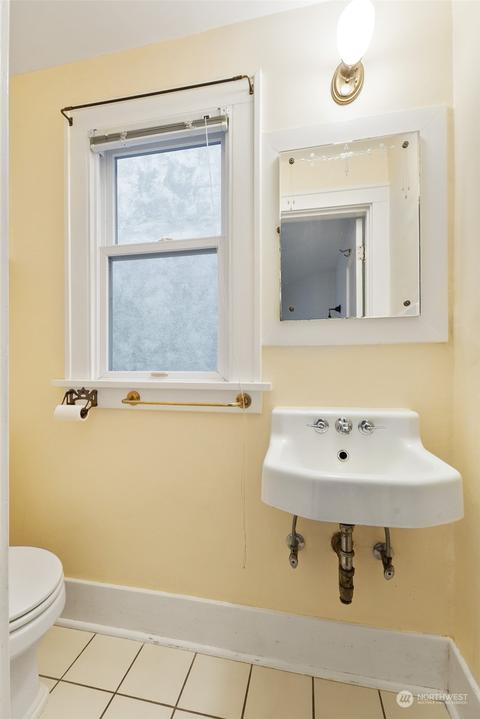 2000 26th Ave E, Seattle, WA 98112 photo 14