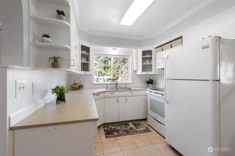 1221 Pioneer St, Enumclaw, WA 98022 photo 11