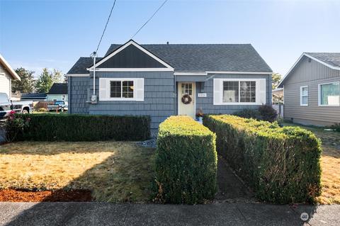 1221 Pioneer St, Enumclaw, WA 98022 photo 1
