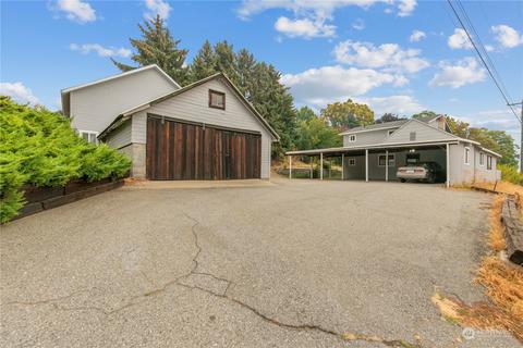 2321 NW Cascade Ave, East Wenatchee, WA 98802