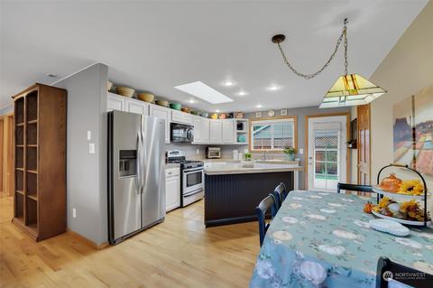 401 Grinnell Ave SW, Orting, WA 98360 photo 8