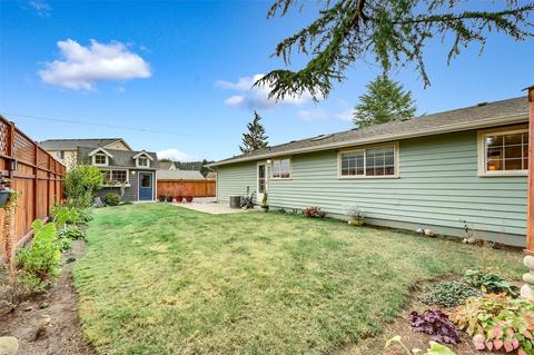 401 Grinnell Ave SW, Orting, WA 98360 photo 4