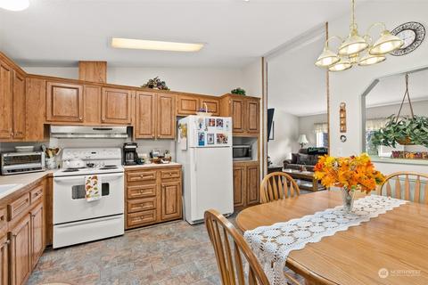 824 Winlock Vader Rd, Winlock, WA 98596 photo 13