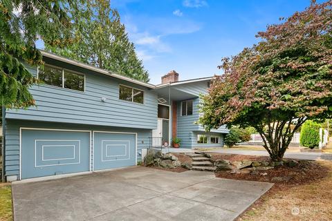 8803 4th Pl SE, Everett, WA 98208 photo 2