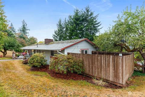 813 NE 2nd St, Winlock, WA 98596 photo 2