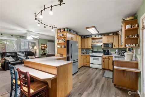 813 NE 2nd St, Winlock, WA 98596 photo 9