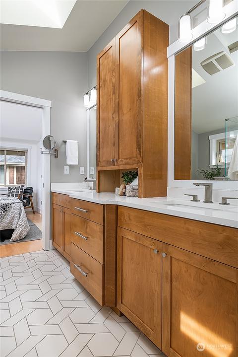 2108 E Terrace St, Seattle, WA 98122 photo 14