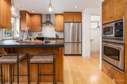 2108 E Terrace St, Seattle, WA 98122 photo 7