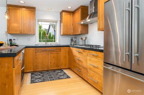 2108 E Terrace St, Seattle, WA 98122 photo 8