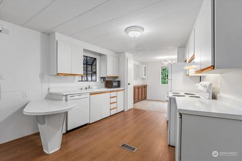 12806 NE 189th St, Bothell, WA 98011 photo 7